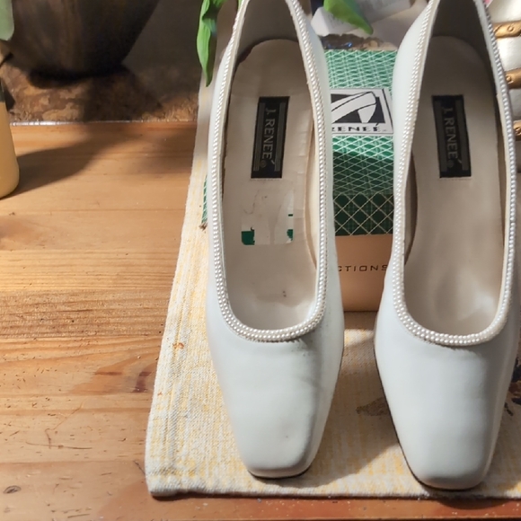 J.Renee Shoes - Bone and Pearl-Trim Women's Pumps